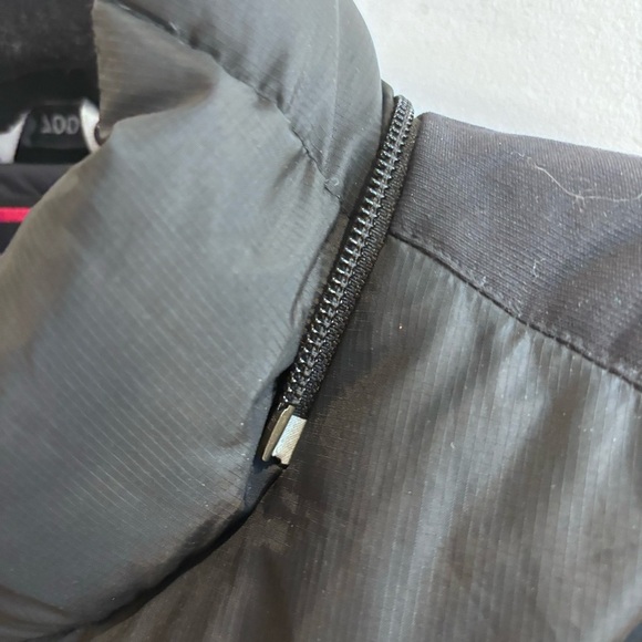 MARMOT 700 Fill Sz M Puffer Coat Elastic Cuffs Pockets Longer Back Jacket - Picture 5 of 16